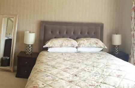 Bed and Breakfast Viewmount Томастаун Екстер'єр фото