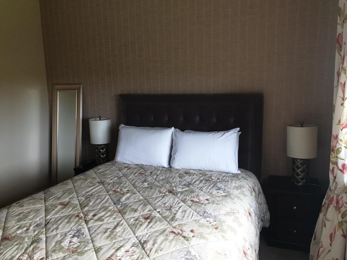 Bed and Breakfast Viewmount Томастаун Екстер'єр фото