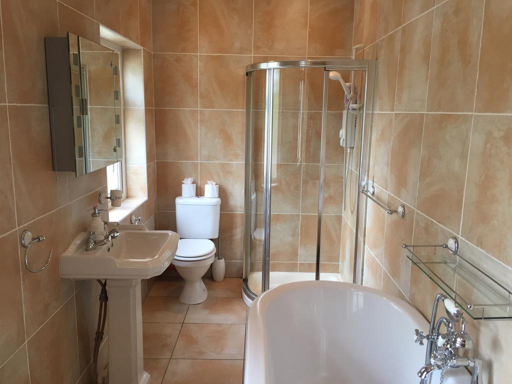 Bed and Breakfast Viewmount Томастаун Екстер'єр фото
