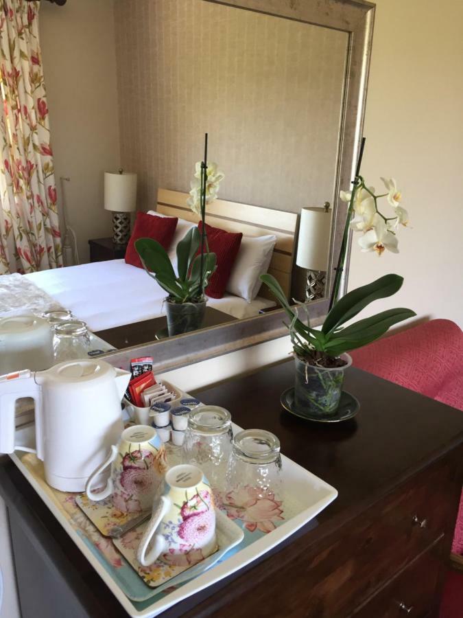 Bed and Breakfast Viewmount Томастаун Екстер'єр фото
